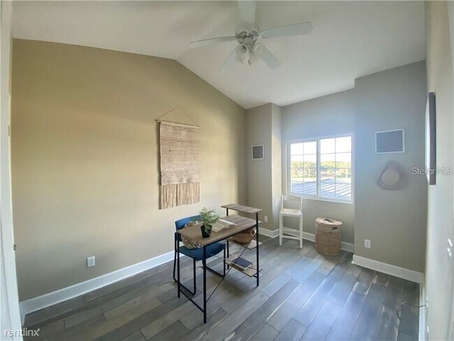 Building Photo - 3 br, 2 bath House - 1227 Teagan Way