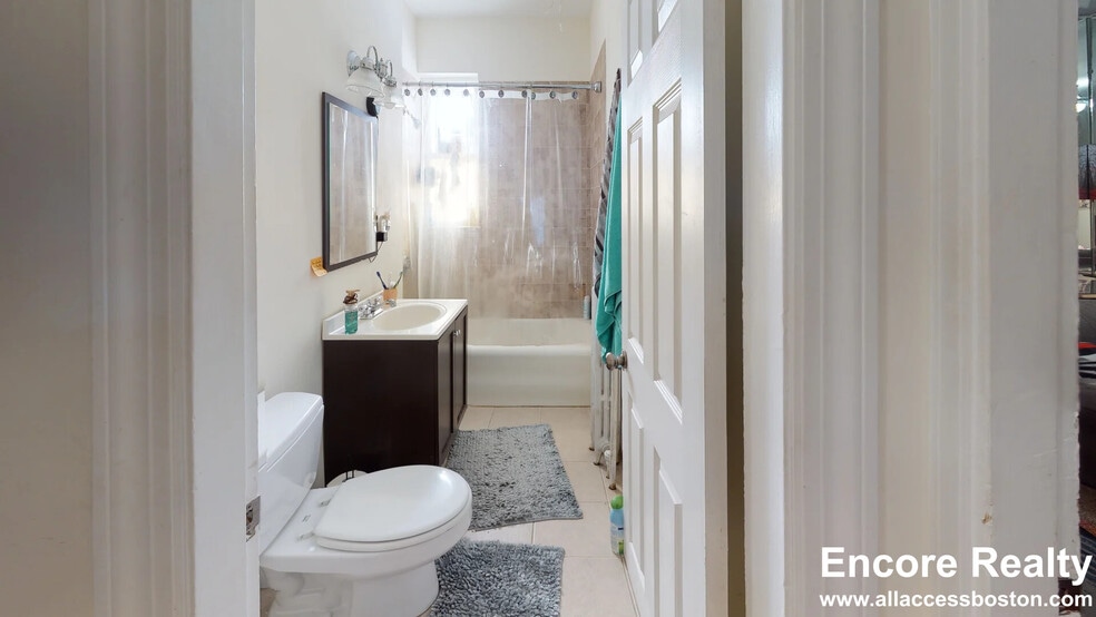 Building Photo - 22 Chiswick Rd