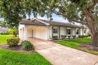 Building Photo - Perfect Retirement Condo