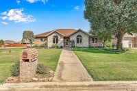 Building Photo - 514 N Ellen St