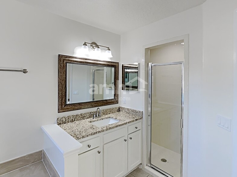 Building Photo - 245 Carolina Jasmine Ln