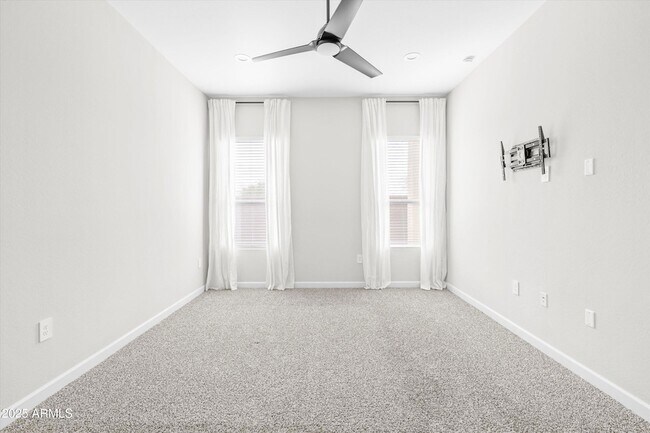 Building Photo - 21425 N 59th St