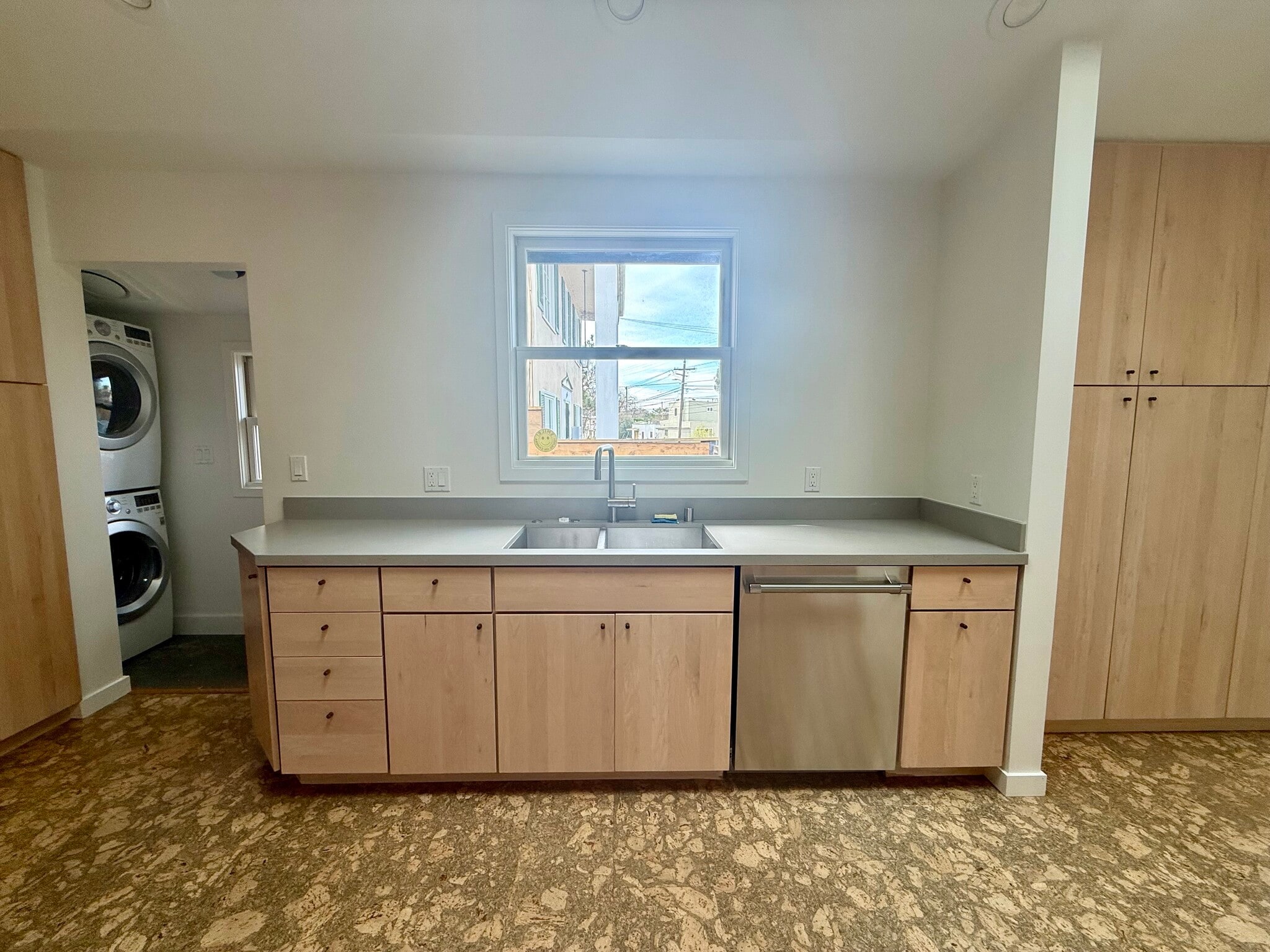 Kitchen - 1256 Hopkins St