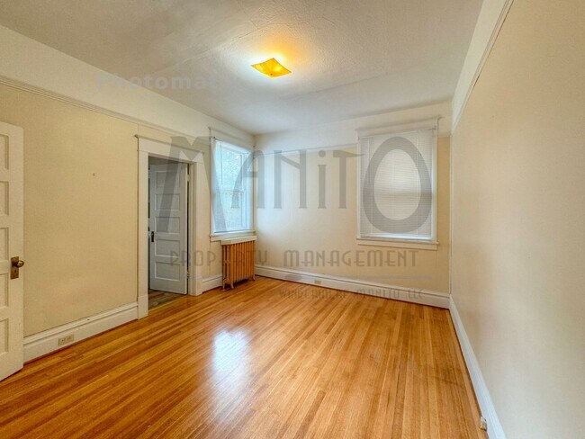 Building Photo - 602 E 23rd Ave