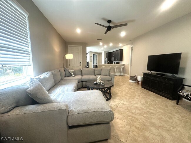 Building Photo - 13462 Kent St