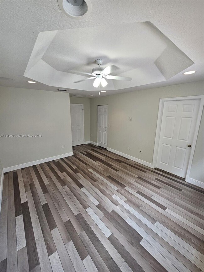 Building Photo - 4242 SW 124th Way