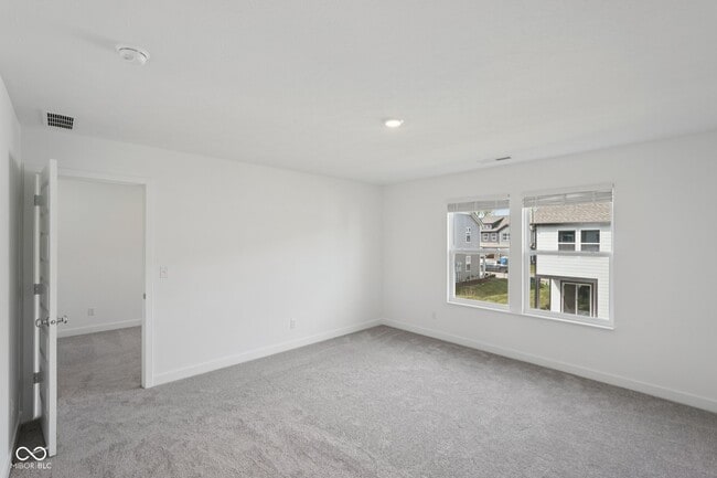 Building Photo - 15246 Swallow Fls Wy