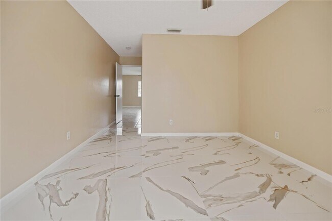 Building Photo - 7906 George Washington Ln