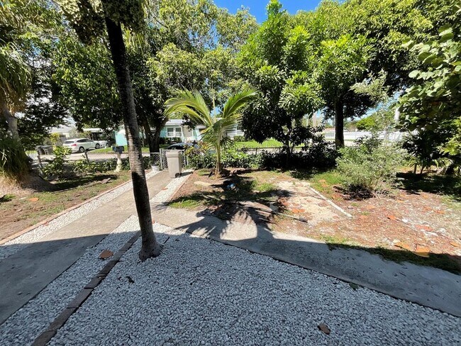 Building Photo - 700 Tallapoosa St