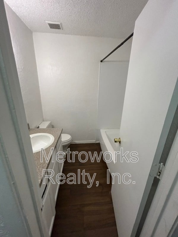Building Photo - 118 Pine Meadow Dr