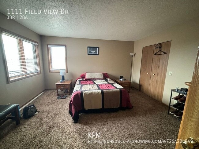 Building Photo - 1111 Field View Dr