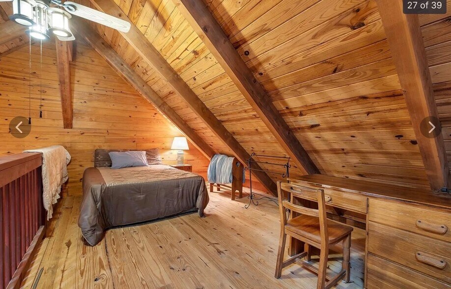 Building Photo - 1214 Timber Run