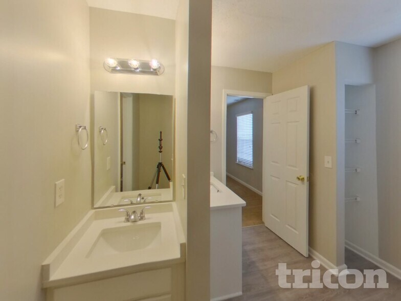 Building Photo - 134 Cottage Lake Way