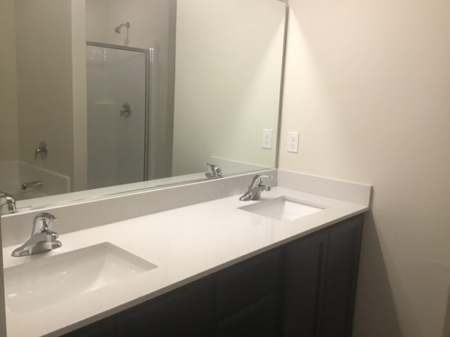 Building Photo - 18949 Lipoma Ave E