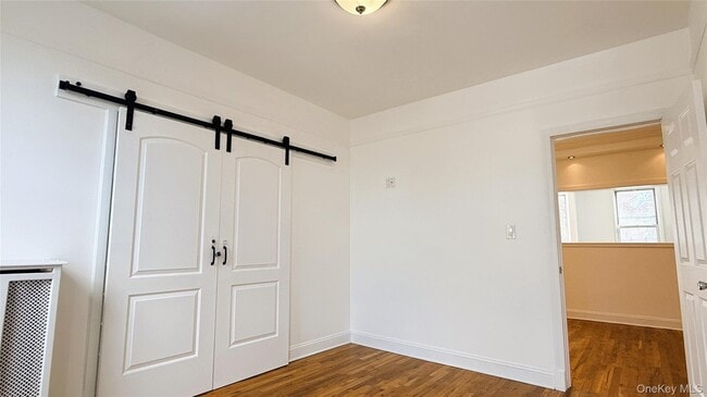 Building Photo - 50-21 Celtic Ave