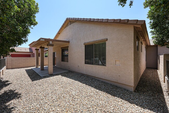 Building Photo - *GATED ENTRY*PRIME LOCATION*
