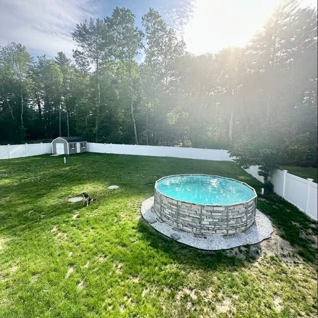 Building Photo - 29 Fresh Pond Cir