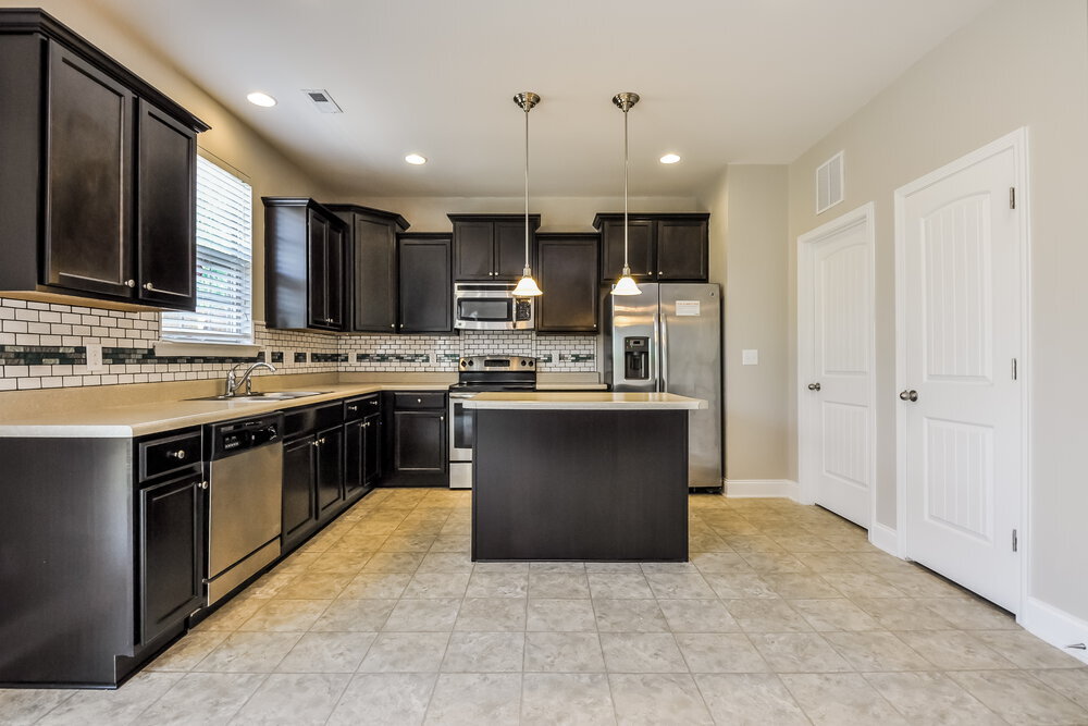 Building Photo - 128 Outwater Ridge Dr