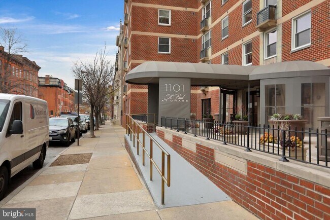 Building Photo - 1101 St Paul St