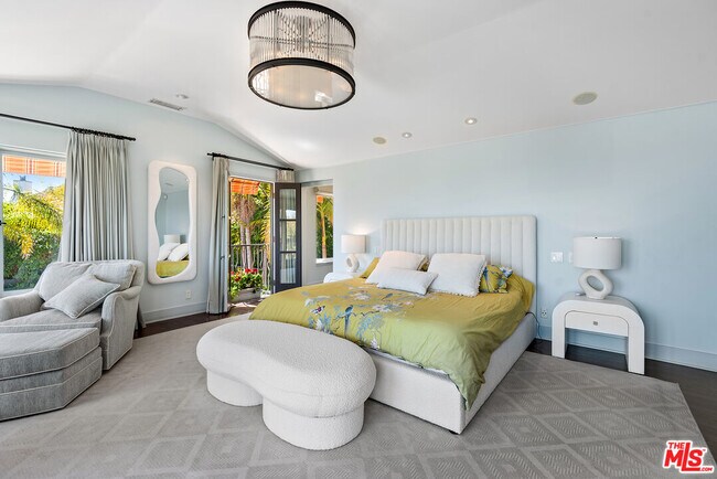 Building Photo - 1357 Miller Dr