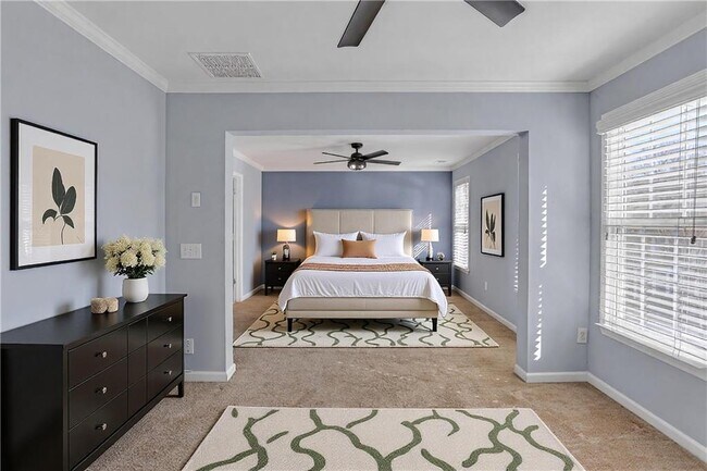 Building Photo - 2318 Longcourt Wy