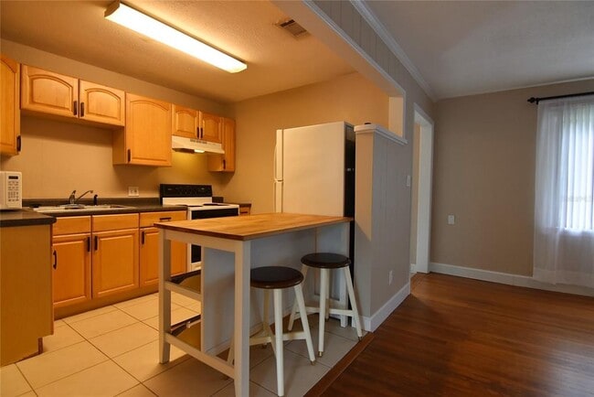 Building Photo - 3225 Palmer St