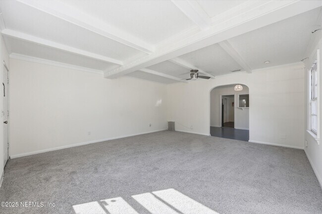 Building Photo - 2755 Green St