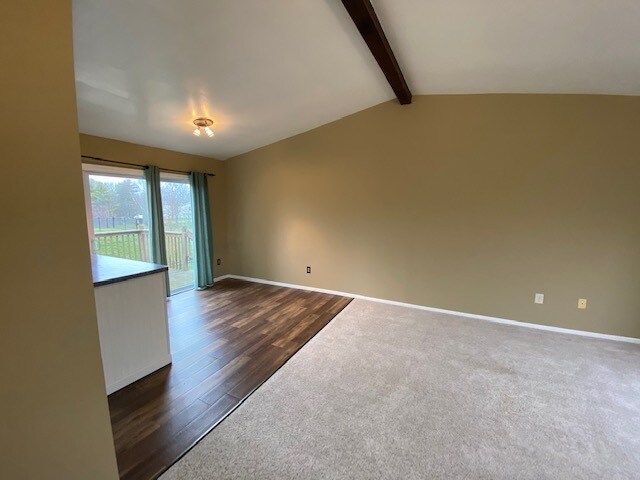 Building Photo - 942 Pebblelane Dr