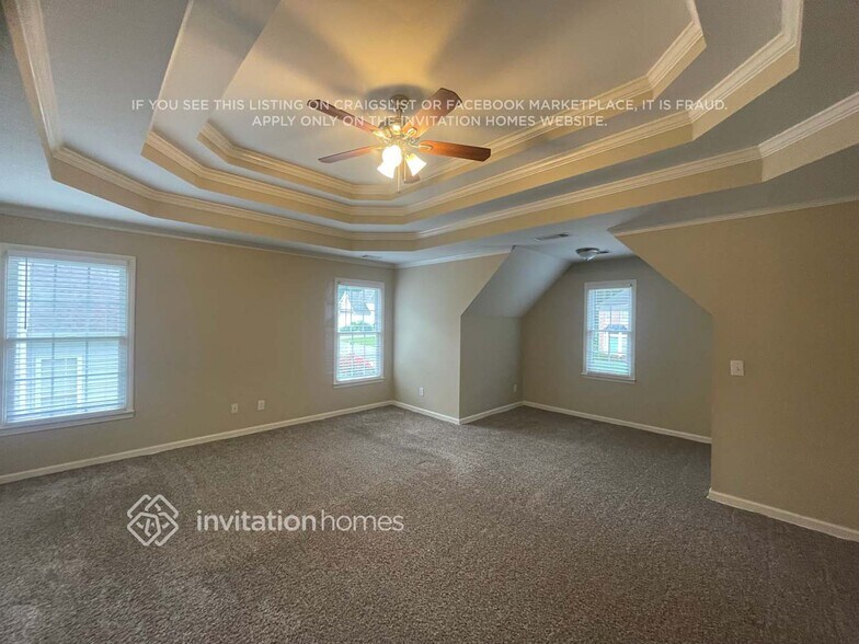 Building Photo - 3843 Laurel Dr NW