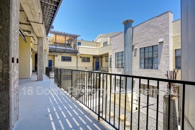 Building Photo - 3940 7th Ave