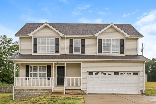 Building Photo - 1711 Luton Dr
