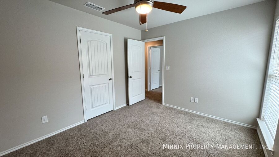 Building Photo - 7503 101st St