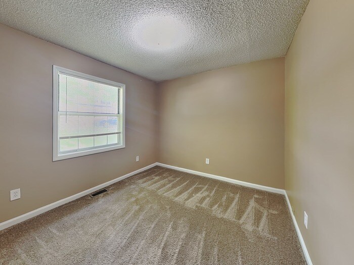 Building Photo - 6613 Cool Water Ct