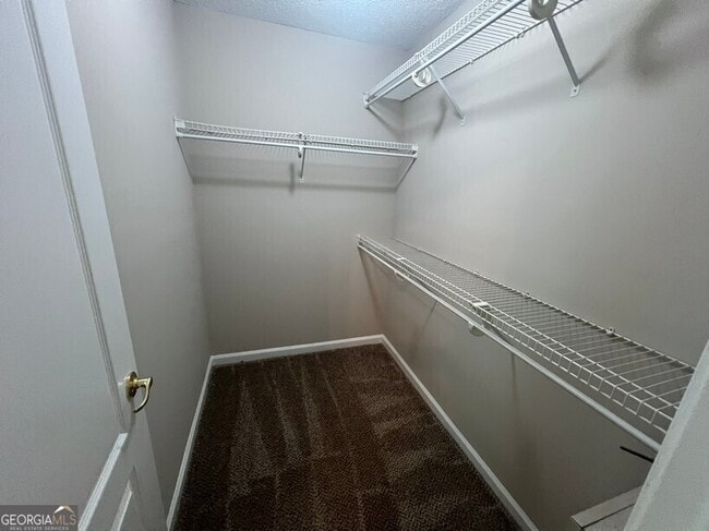 Building Photo - 1157 Chateau Terrace