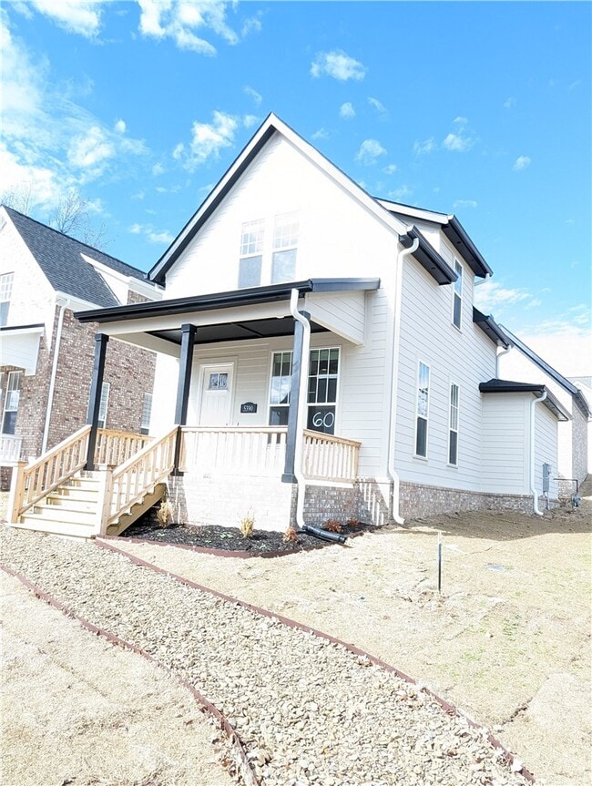 Building Photo - 5390 Crescent St