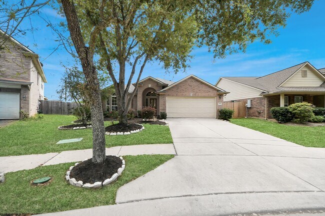 Building Photo - 7730 Trail Hollow