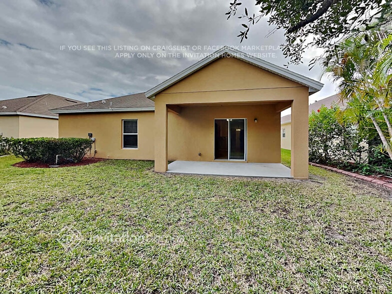 Building Photo - 1576 Litchfield Dr