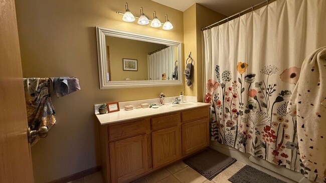 Building Photo - 12502 43rd St NE