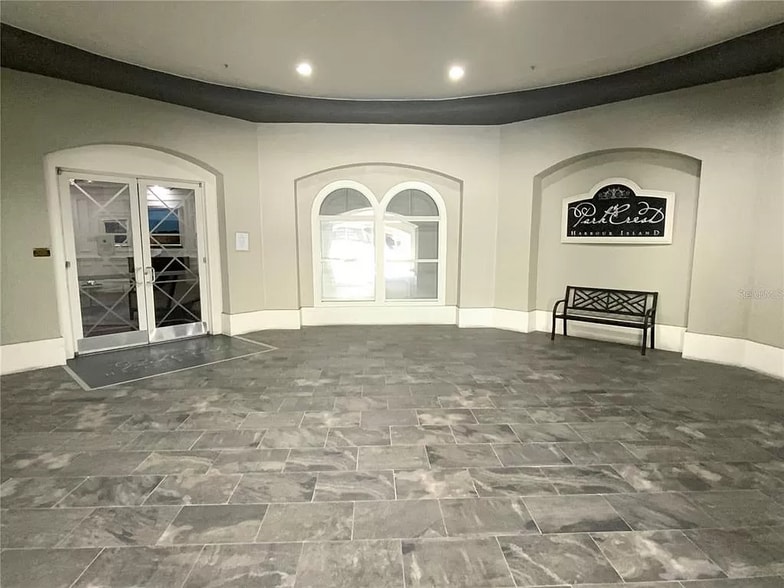 Main Entrance - 700 S Harbour Island Blvd