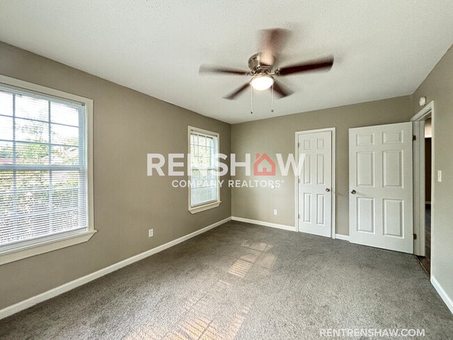 Building Photo - 1272 Semmes St