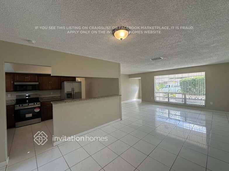 Building Photo - 7251 Alhambra Blvd