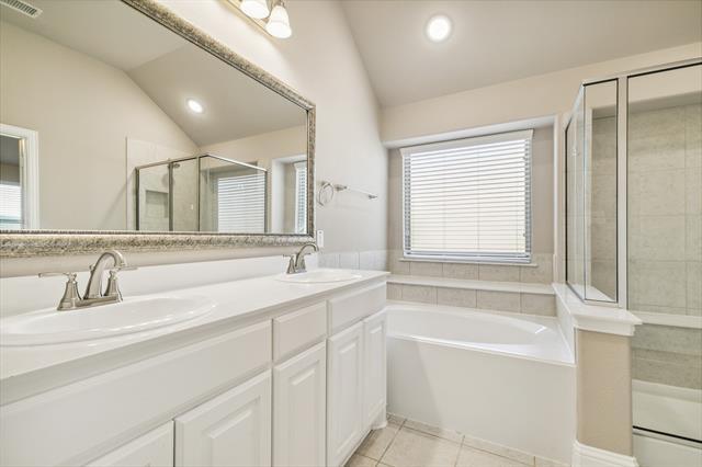 Building Photo - 410 Oleander Dr