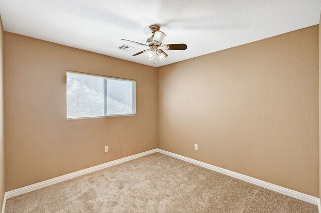 Building Photo - Quaint two-story home in a gated Las Vegas...