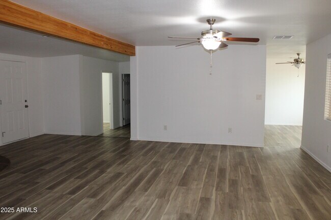 Building Photo - 1347 S Meridian Rd