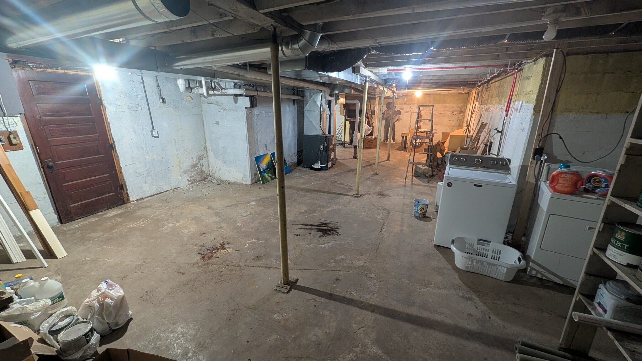 Building Photo - 634 Niagara St