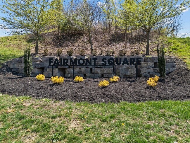 Building Photo - 410 Fairmont Dr
