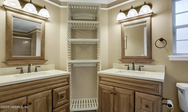 Building Photo - 3691 Cameron Crossing Dr