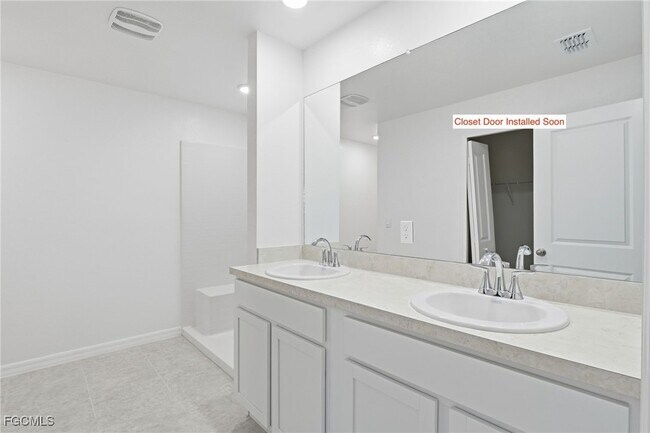 Building Photo - 3418 20th St SW