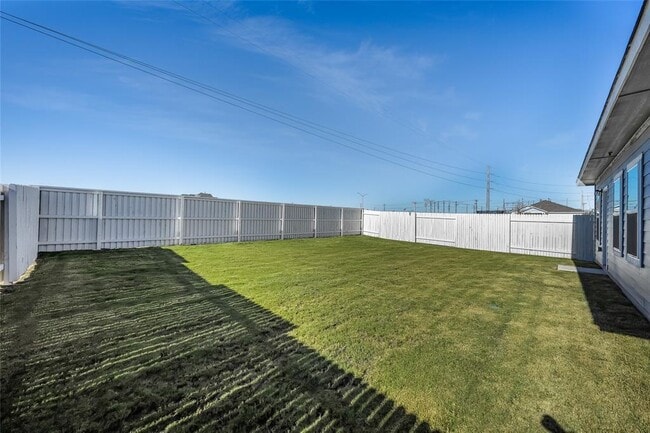 Building Photo - 311 Chesterfield Dr