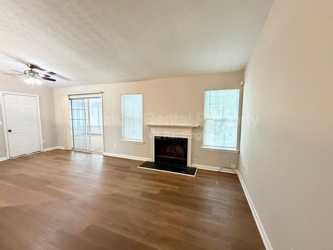 Building Photo - 4229 Catalpa Park